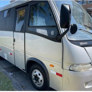 Motorhome 2003/2025 para 6 Pessoas com Energia Solar e Cama King
