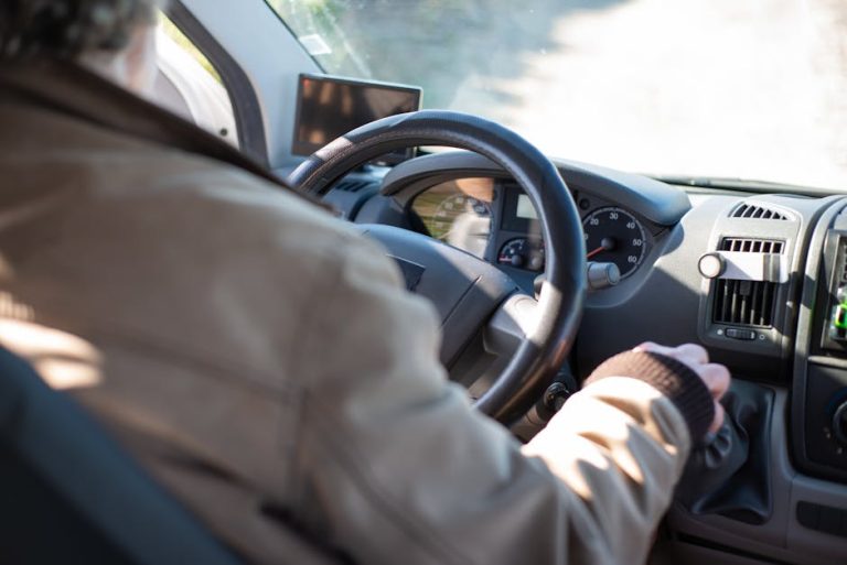 Motorhome Seguro: Prepare-se para Emergências na Estrada com Este Guia