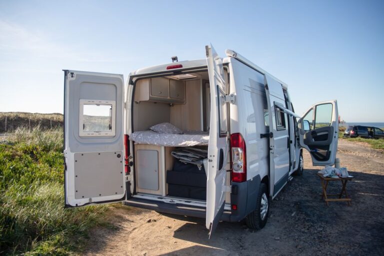 Equipando seu Motorhome: Acessórios Essenciais para a Estrada